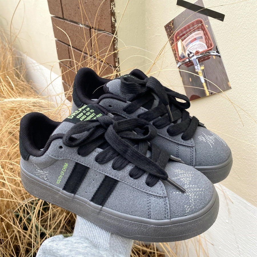 Damen Sportliche Sneakers mit strapazierfähigem Obermaterial und rutschfester Sohle Heidi Mode - Image 4