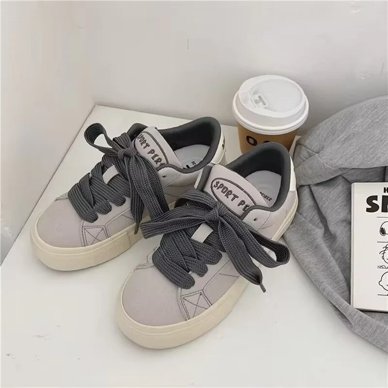 Damen Sportliche Sneakers mit superflexibler Sohle und trendigem Design Heidi Mode - Image 8