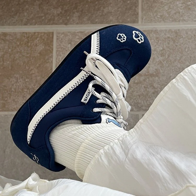 Damen Sportliche Sneakers mit verspieltem Design und atmungsaktiver Oberflächenstruktur Heidi Mode - Image 2