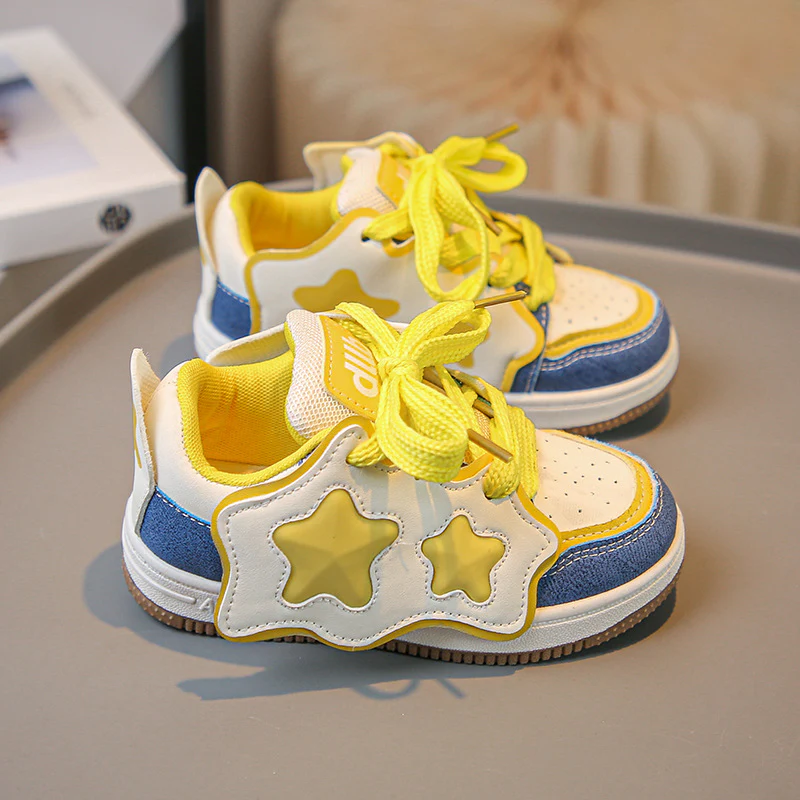 Damen Sportliche Sneakers mit verspieltem Sternenmotiv und atmungsaktiver Sohle Heidi Mode - Image 2