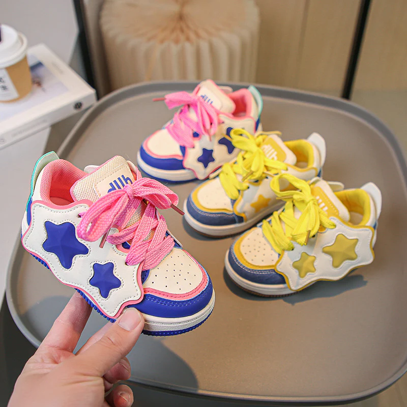 Damen Sportliche Sneakers mit verspieltem Sternenmotiv und atmungsaktiver Sohle Heidi Mode - Image 3