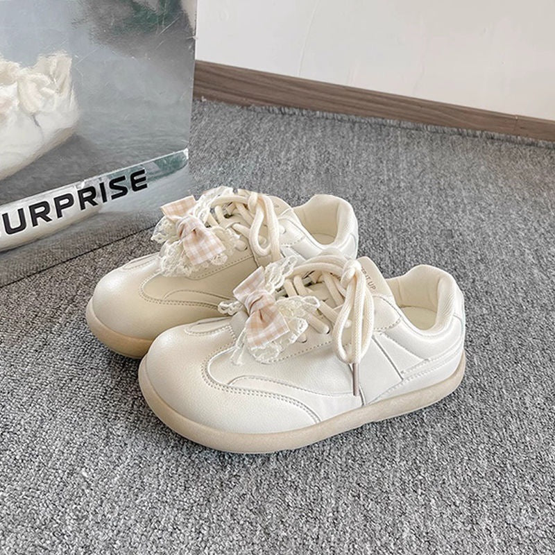 Damen Sportliche Sneakers mit verspielten Rüschen Heidi Mode - Image 7