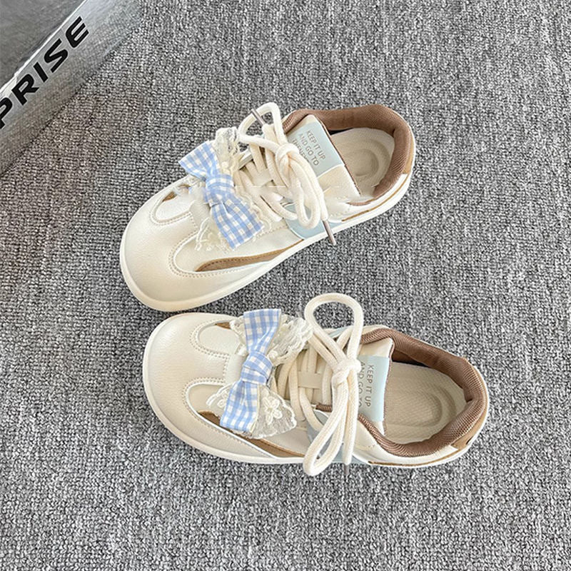 Damen Sportliche Sneakers mit verspielten Rüschen Heidi Mode - Image 8