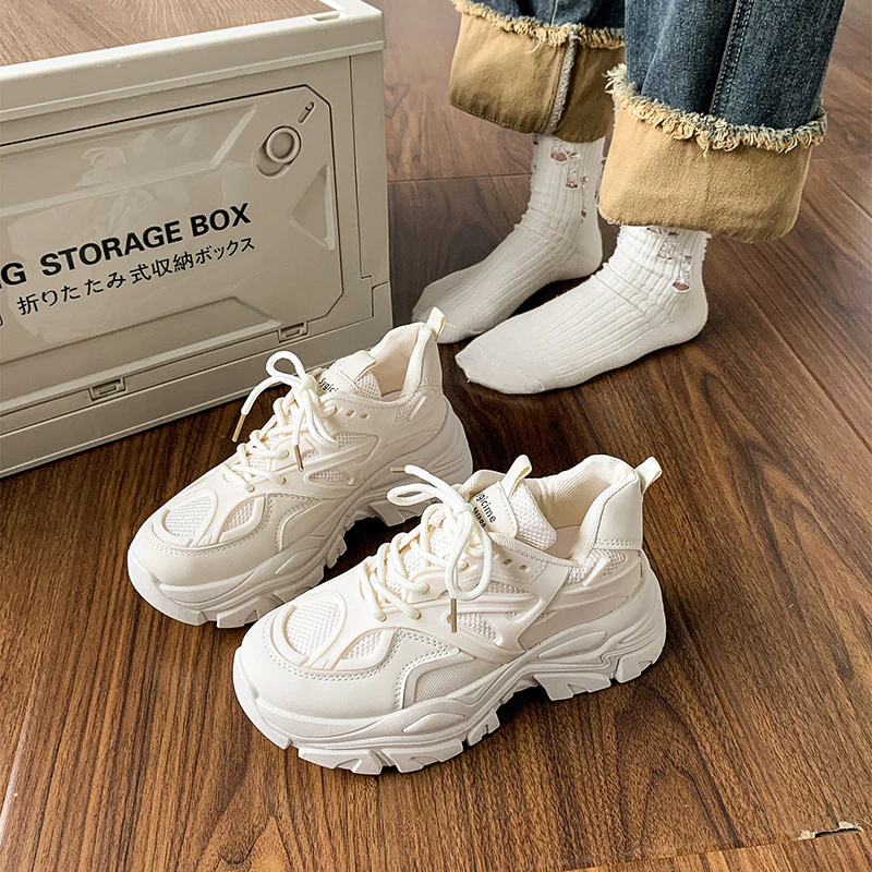 Damen Sportliche Sneakers mit verstärktem Dämpfungssystem und rutschfestem Profil Heidi Mode - Image 6