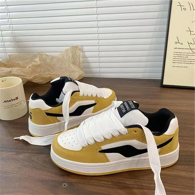 Damen Sportliche Sneakers mit weichem Veloursleder und atmungsaktiven Einsätzen Heidi Mode - Image 4