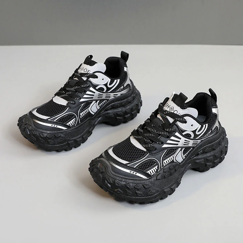 Damen Sportliche Trail-Sneaker mit doppellagiger Gummisohle und atmungsaktiver Mesh-Oberfläche Heidi Mode - Image 6