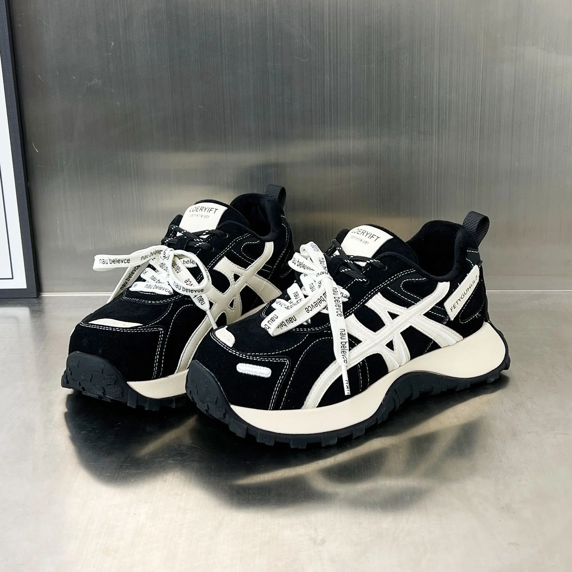 Damen Sportliche Trail-Sneakers mit rutschfester Sohle und atmungsaktivem Obermaterial Heidi Mode - Image 8