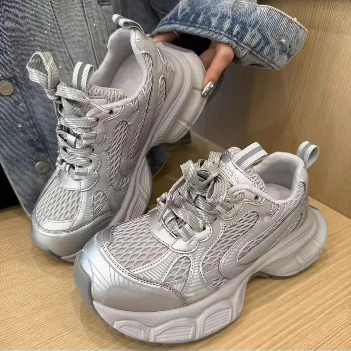 Damen Sportliche und atmungsaktive Sneakers Heidi Mode - Image 2