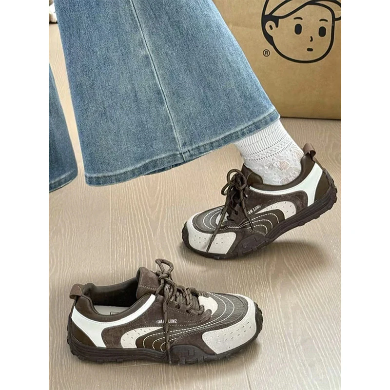 Damen Sportliche und atmungsaktive Sneakers mit rutschfester Sohle Heidi Mode - Image 7