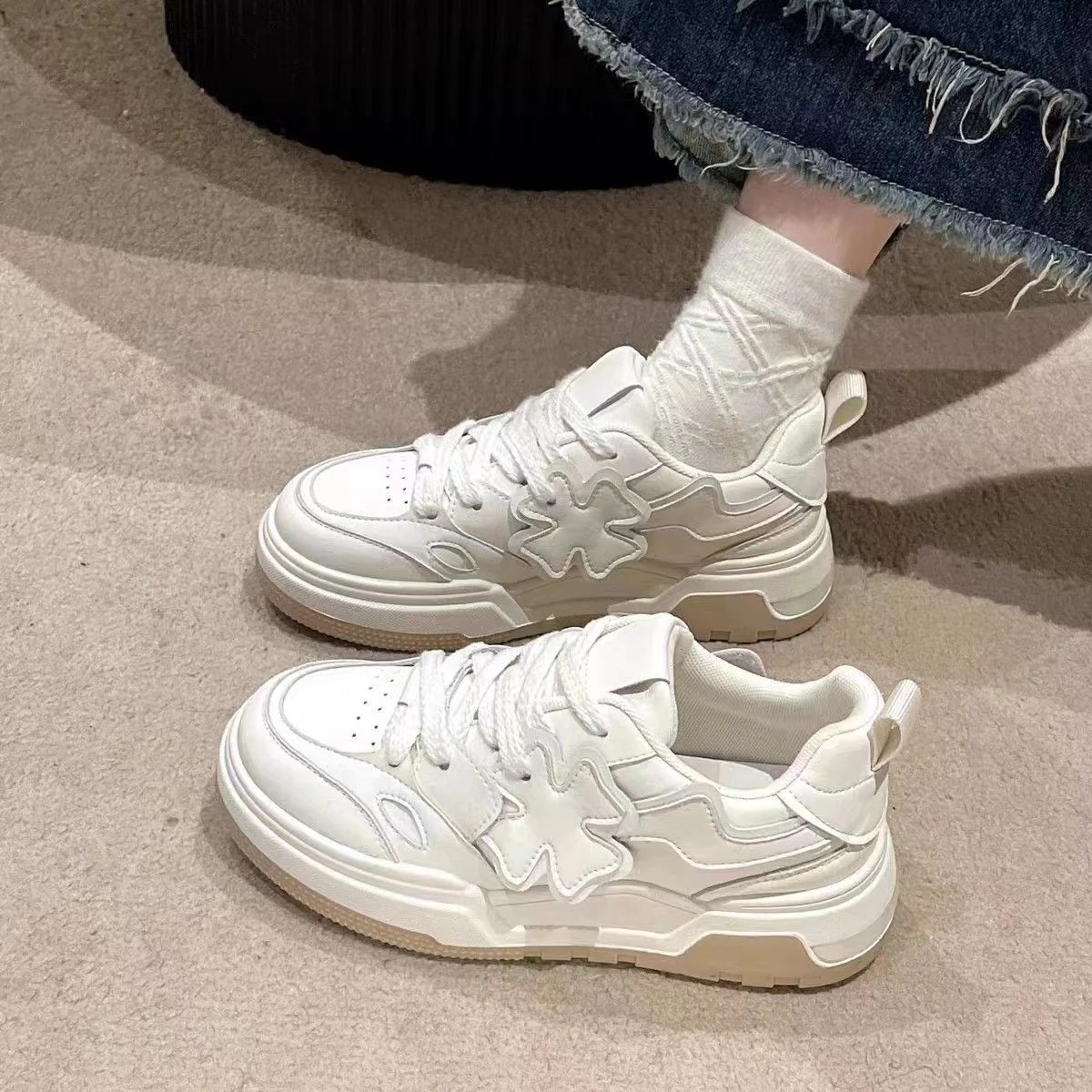 Damen Sportliche und modische Sneakers von Heidi Mode - Image 6