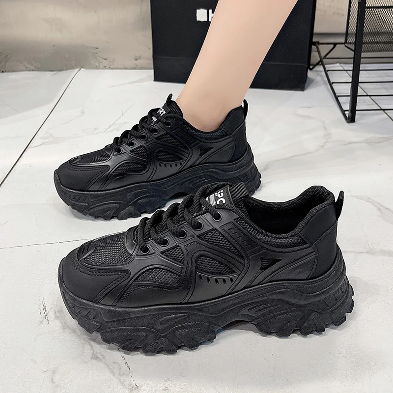 Damen Sportliche und strapazierfähige Sneaker mit dämpfender Sohle Heidi Mode