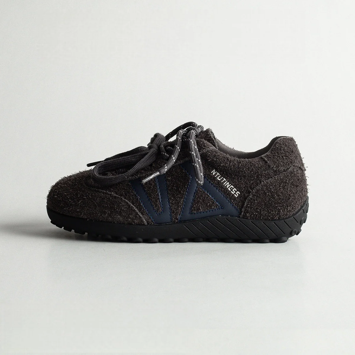 Damen Sportliche Wellness-Sneaker mit bequemer Sohle und hochwertigem Obermaterial Heidi Mode - Image 8