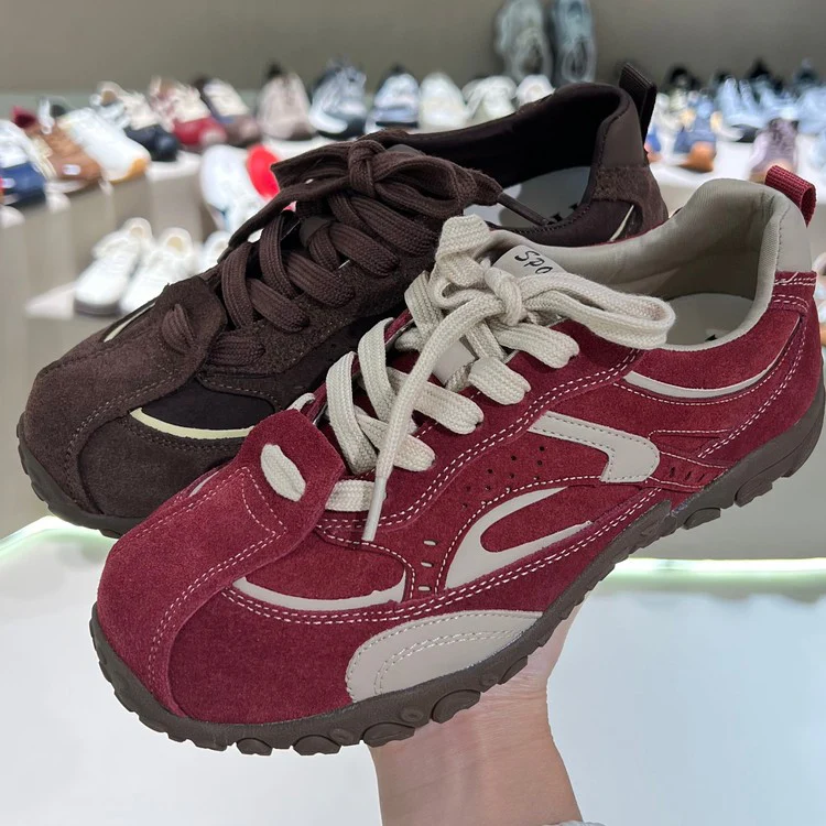 Damen Sportliche Wildledersneaker mit atmungsaktivem Mesh-Einsatz Heidi Mode - Image 3