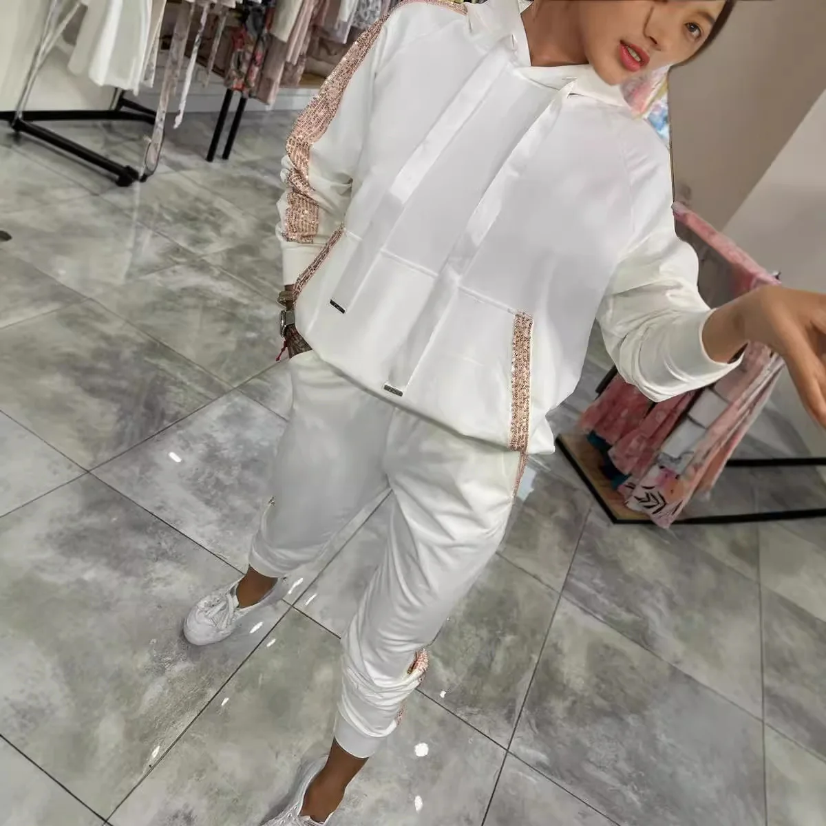 Damen Sportliches Zweiteiler-Set mit Hoodie und Jogginghose Heidi-Mode