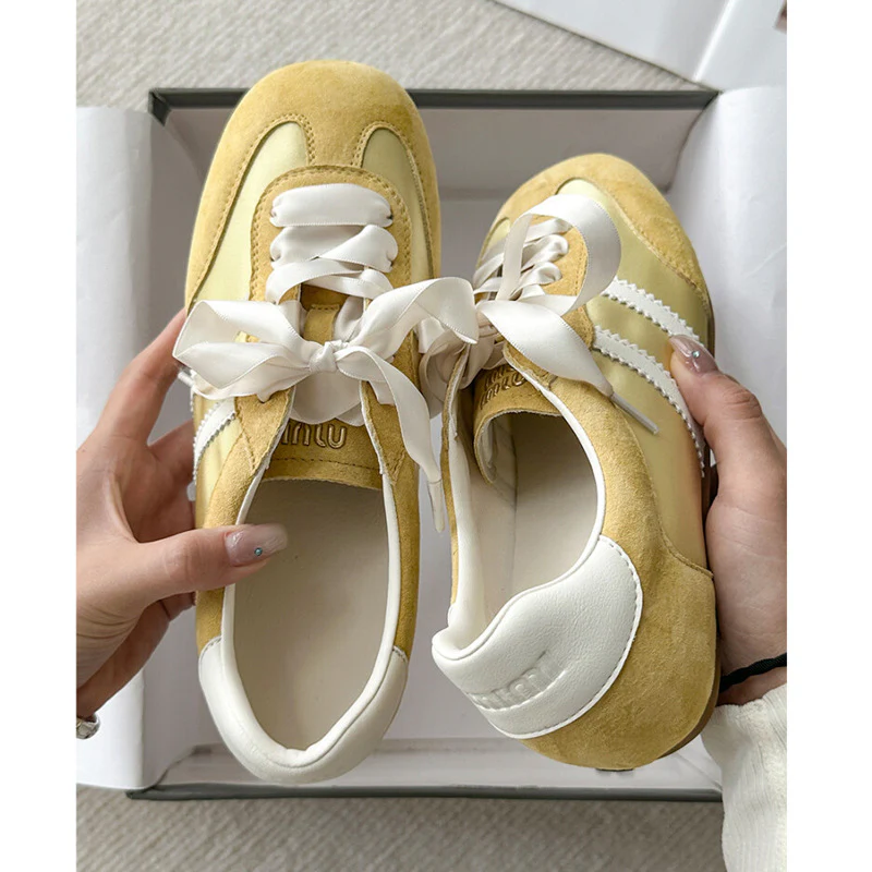 Damen Sportsneaker mit elegantem Satinband Heidi Mode - Image 8