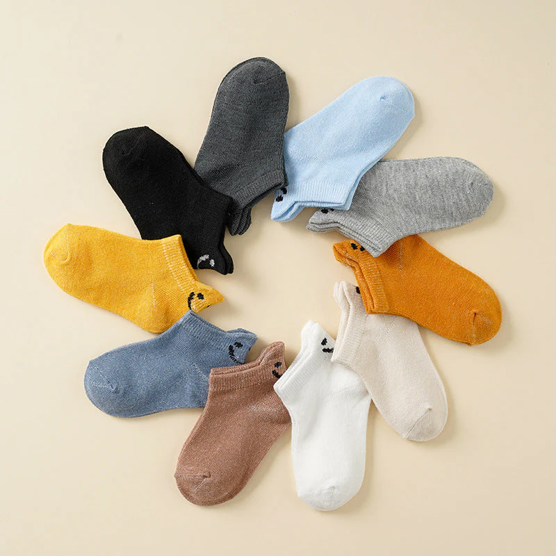 Damen Sportsocken mit Fröhlichem Smiley-Motiv Heidi-Mode - Image 3