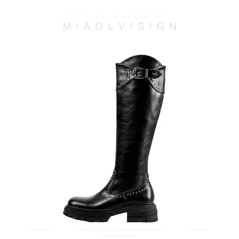 Damen Stiefel mit modischen Nietenakzenten und robustem Blockabsatz Heidi Mode - Image 6