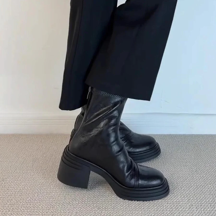 Damen Stiefeletten aus hochwertigem Leder mit trendigem Blockabsatz Heidi Mode - Image 4