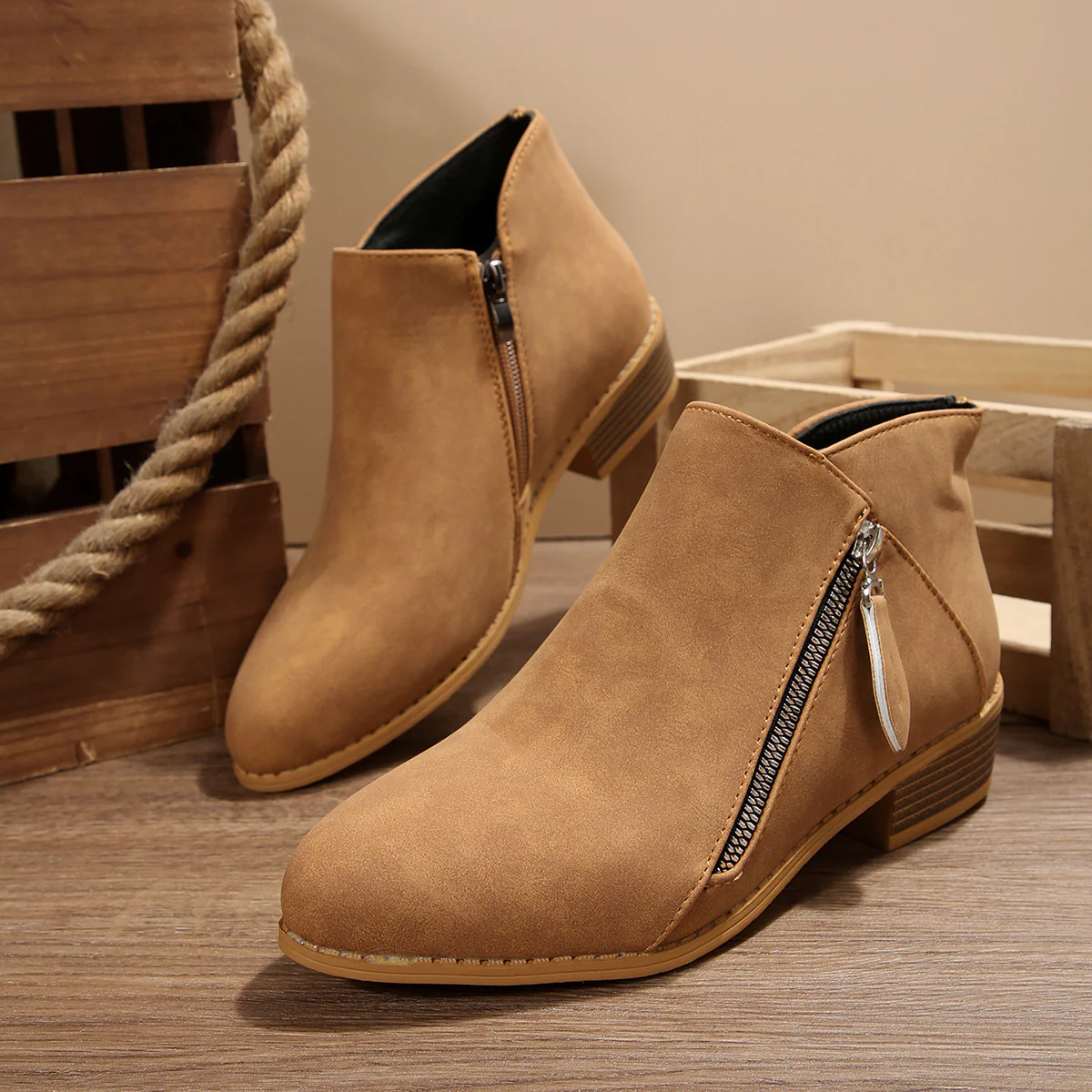 Damen Stiefeletten mit elegantem Reißverschluss und komfortablem Blockabsatz Heidi Mode - Image 11