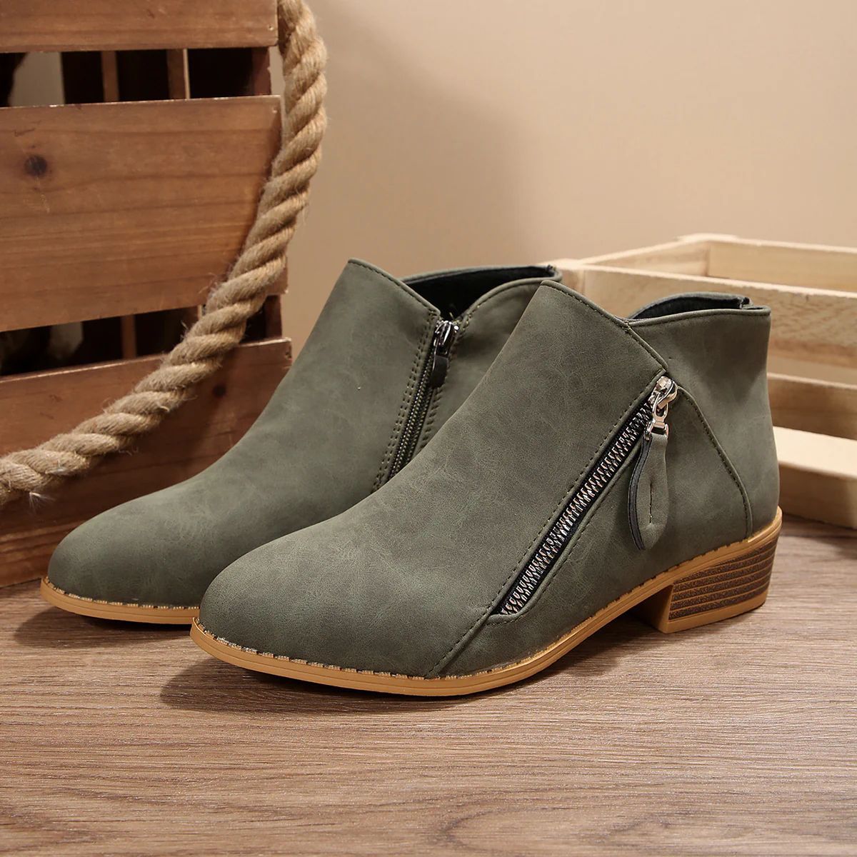 Damen Stiefeletten mit elegantem Reißverschluss und komfortablem Blockabsatz Heidi Mode - Image 3