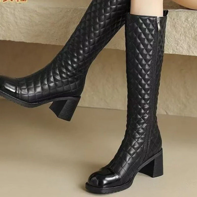 Damen Stiefeletten mit elegantem Steppmuster von Heidi Mode - Image 6
