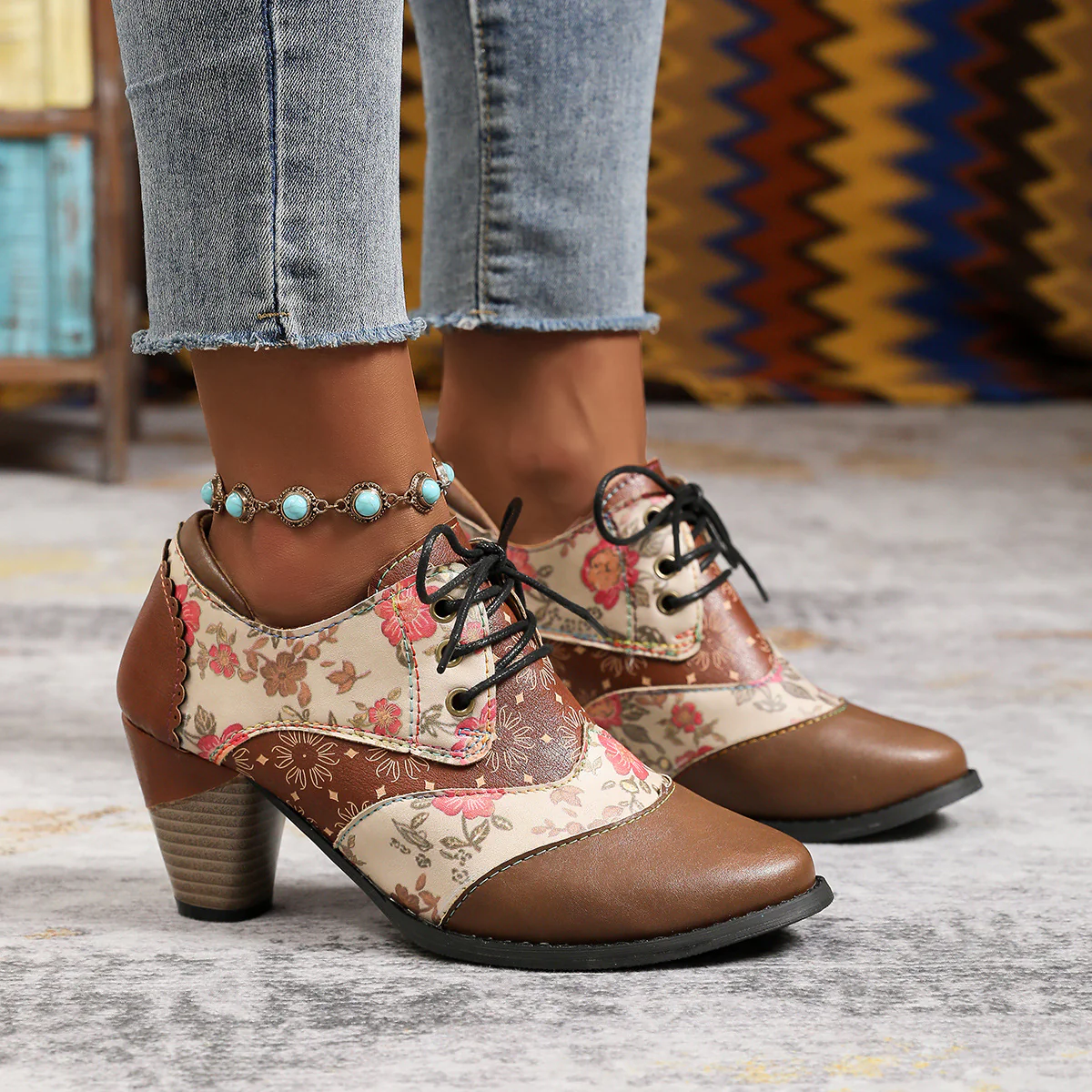 Damen Stiefeletten mit floralem Design und komfortablem Blockabsatz Heidi Mode - Image 7