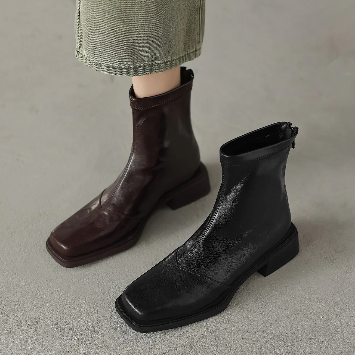 Damen Stiefeletten mit modischem Blockabsatz und hochwertiger Lederoberfläche Heidi Mode