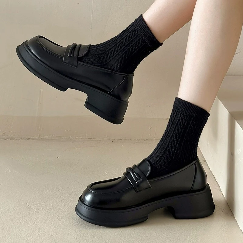 Damen Stilvolle Loafers mit robuster Plateausohle Heidi Mode - Image 4