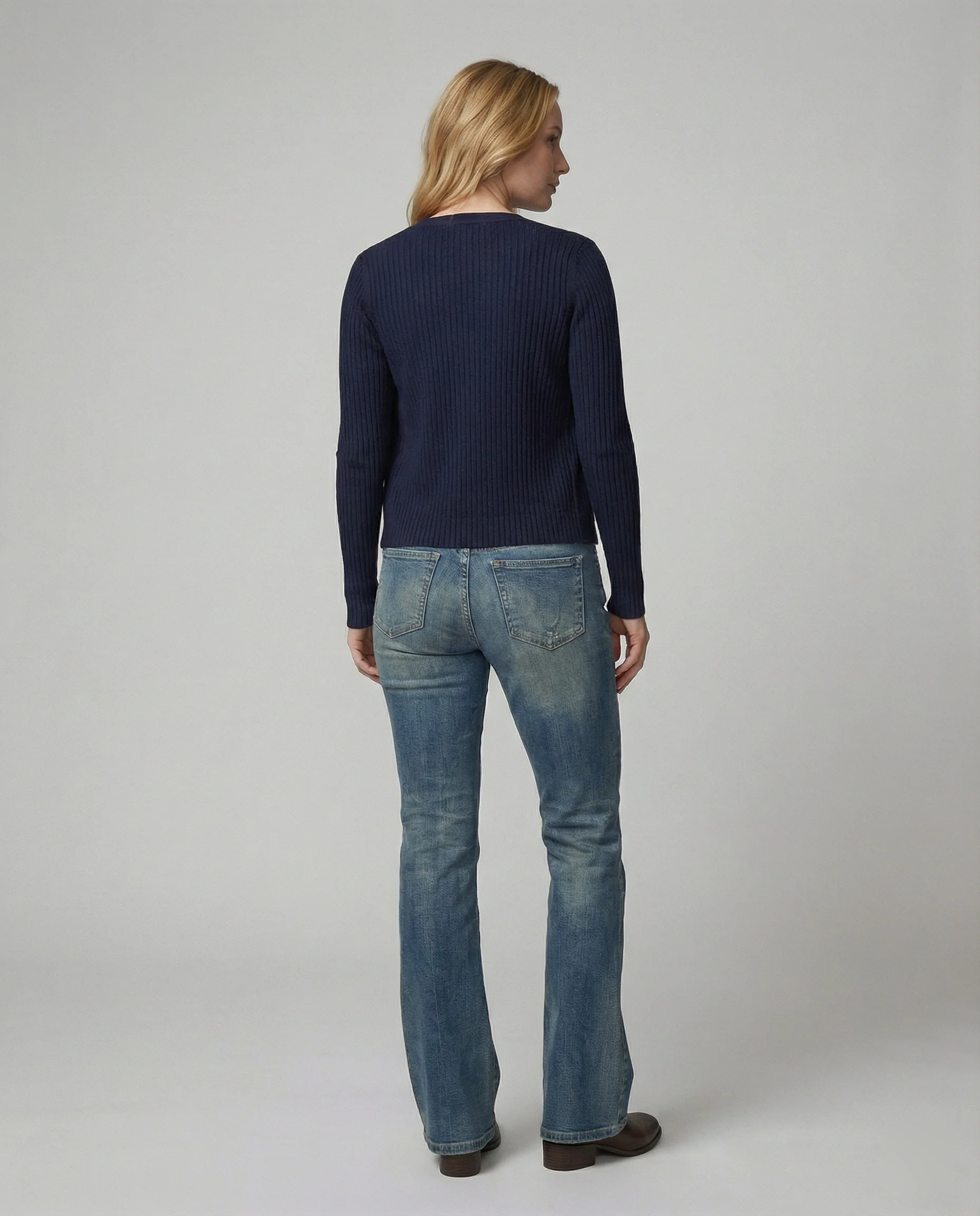 Damen Strickjacke mit Knöpfen und modisches Camisole Set - Image 4