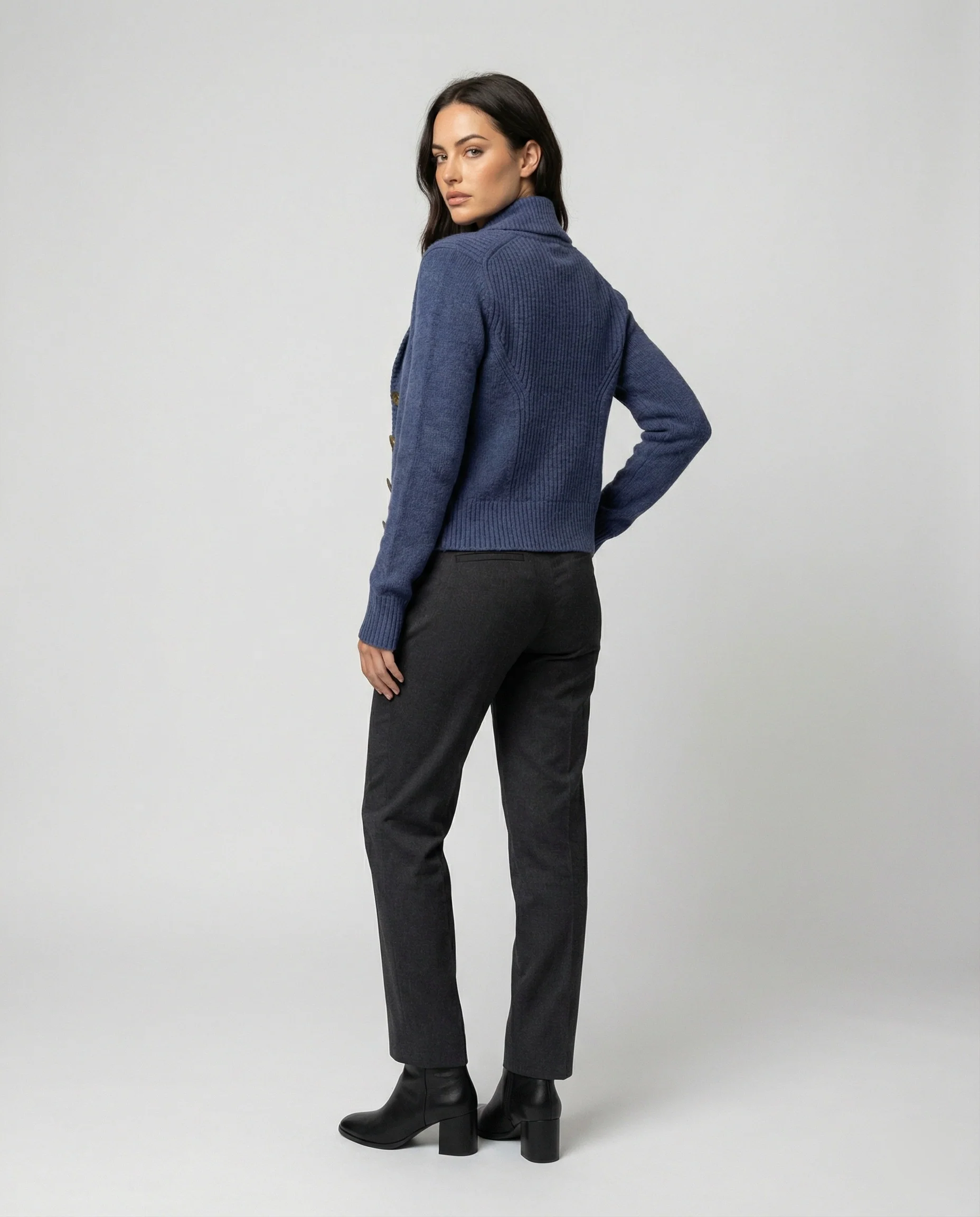 Damen Strickjacke Set Bestickter Cardigan mit Passendem Camisole Top - Image 4