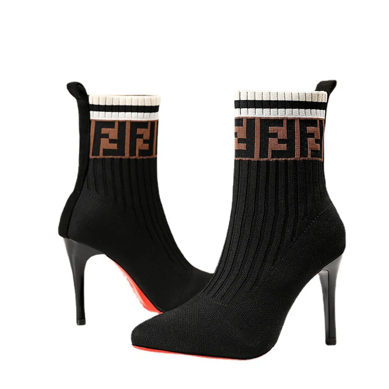 Damen Strumpfstiefel mit elegantem Absatz und markantem Logo-Design Heidi Mode - Image 5