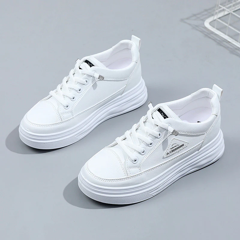 Damen stylische Plateau-Sneaker mit atmungsaktivem Obermaterial und rutschfester Sohle Heidi Mode - Image 2