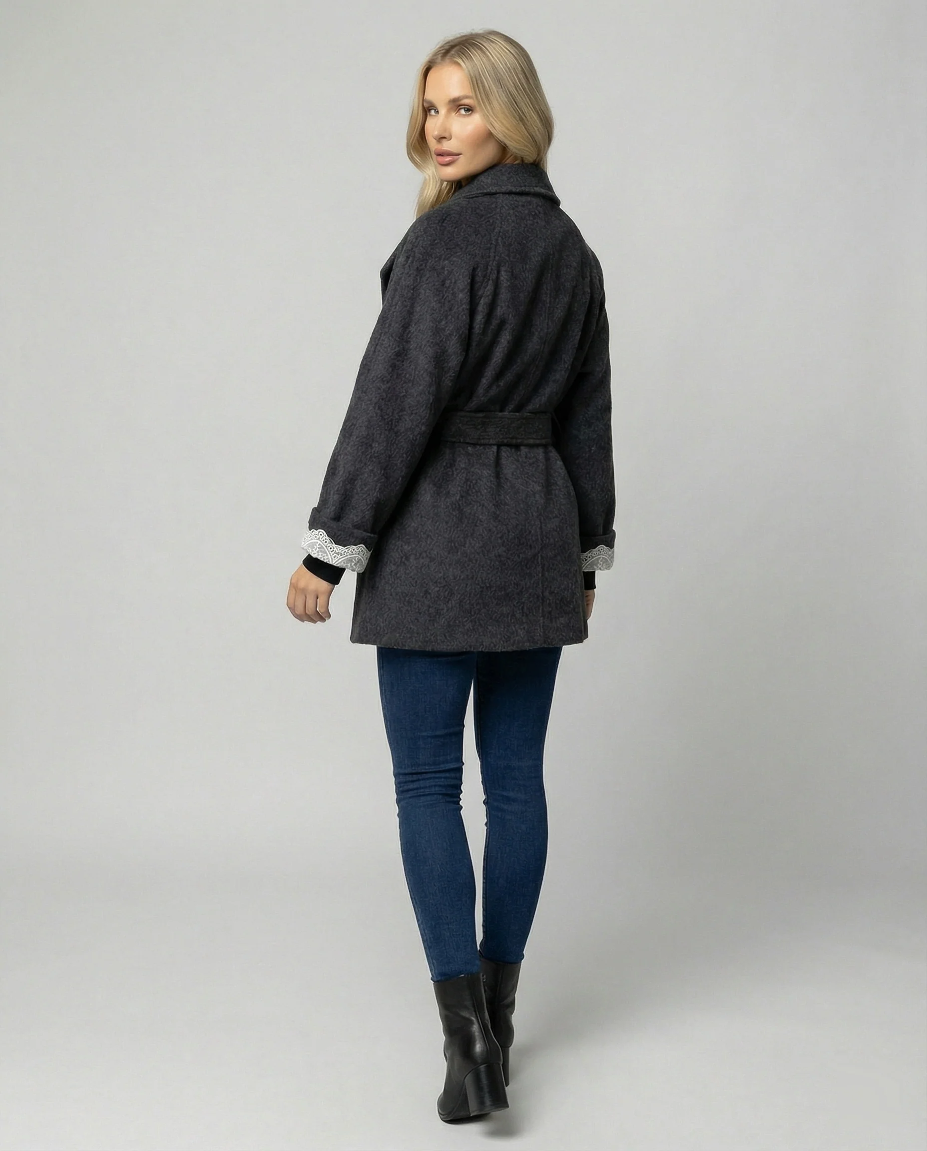 Damen taillierter Wollmix-Mantel mit Bindegürtel und Spitzmanschetten Heidi-Mode - Image 4
