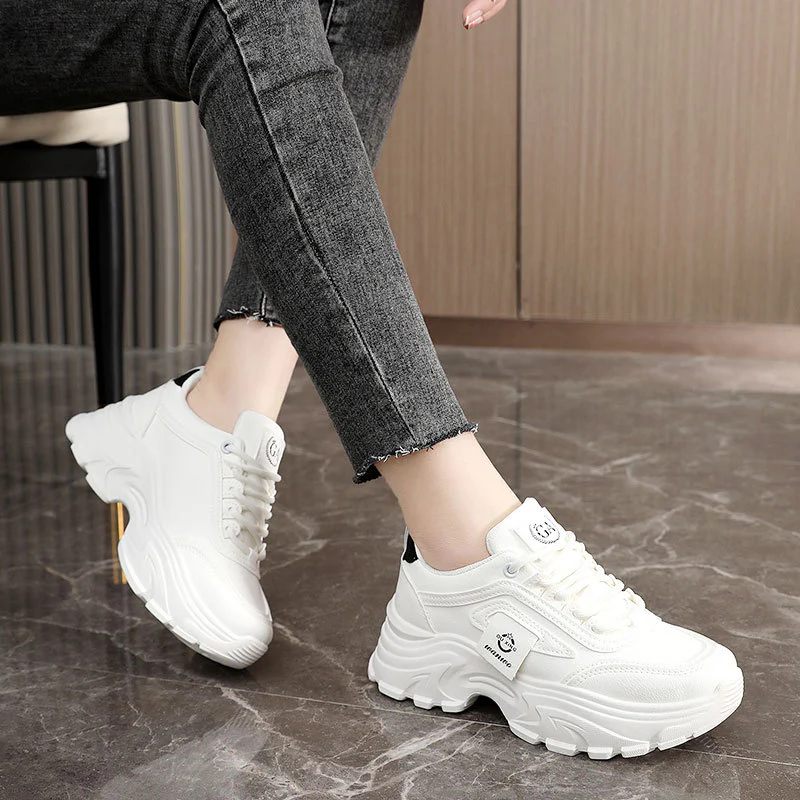 Damen Trendige Chunky Sneakers mit ausgeprägtem Sohlenprofil und atmungsaktivem Obermaterial Heidi Mode - Image 4