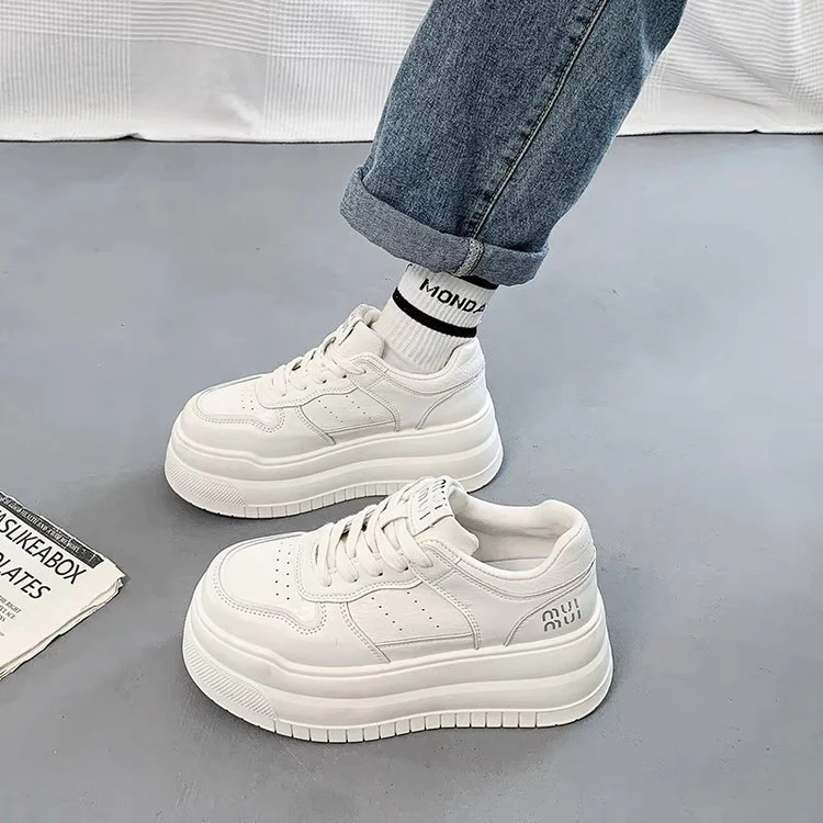 Damen Trendige Plateau-Sneaker mit atmungsaktivem Obermaterial und robustem Sohlenprofil Heidi Mode - Image 2