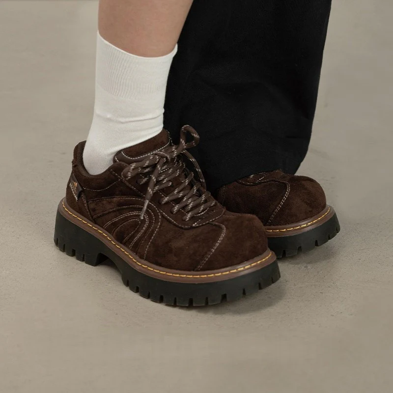Damen Trendige Sneaker mit robustem Sohlenprofil und edlem Wildleder Heidi Mode - Image 4