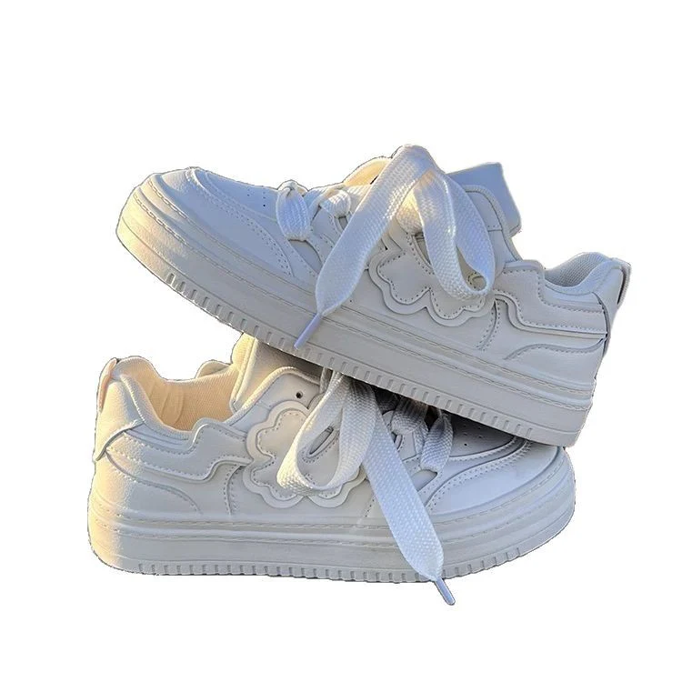 Damen Trendige Sneakers mit verspieltem Blüten-Design und bequemer Sohle Heidi Mode - Image 5