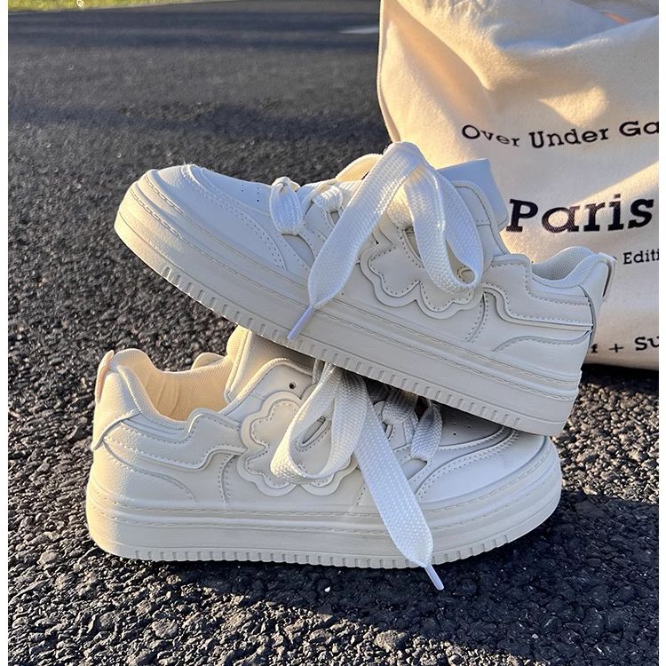 Damen Trendige Sneakers mit verspieltem Blüten-Design und bequemer Sohle Heidi Mode - Image 6