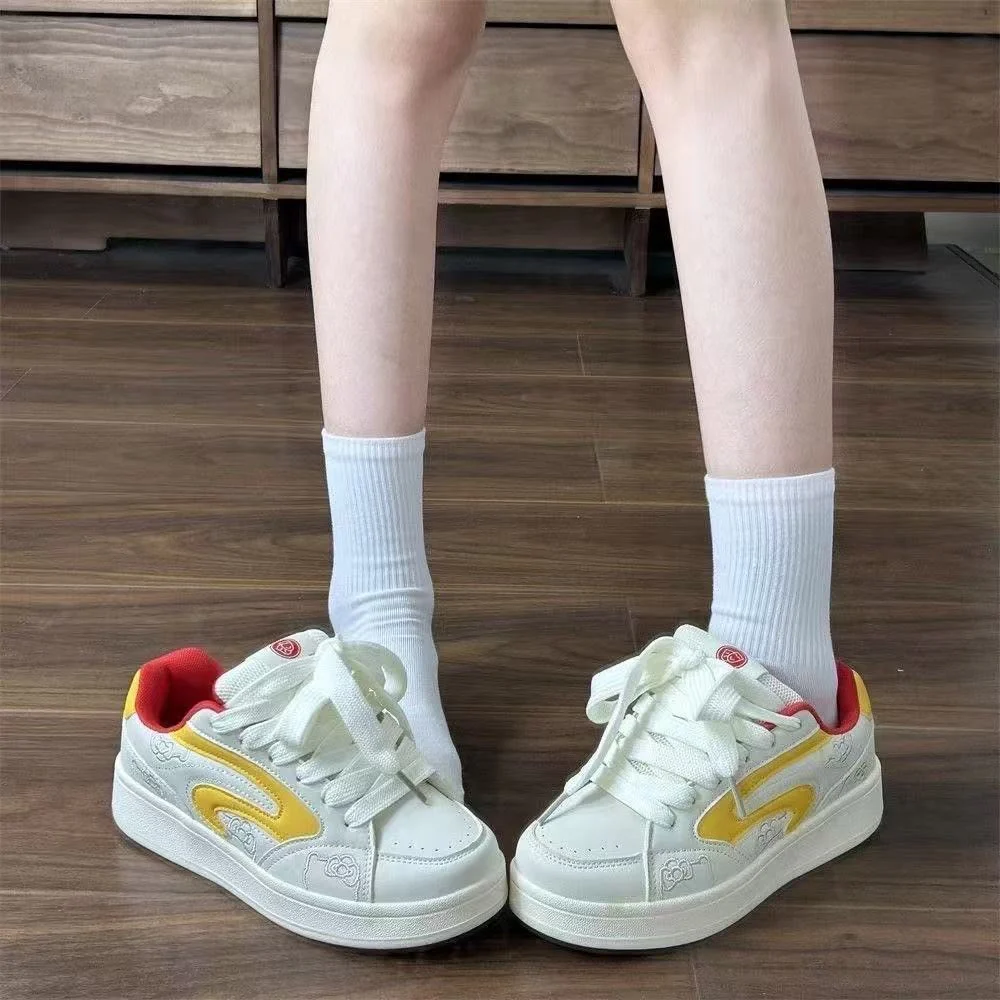 Damen Trendige Sneakers mit verspieltem Design und atmungsaktiver Netzstruktur Heidi Mode - Image 2