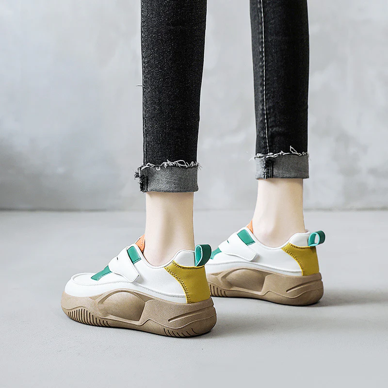 Damen trendige Sneakers mit verstärktem Knöchel und elastischem Riemensystem Heidi Mode - Image 3