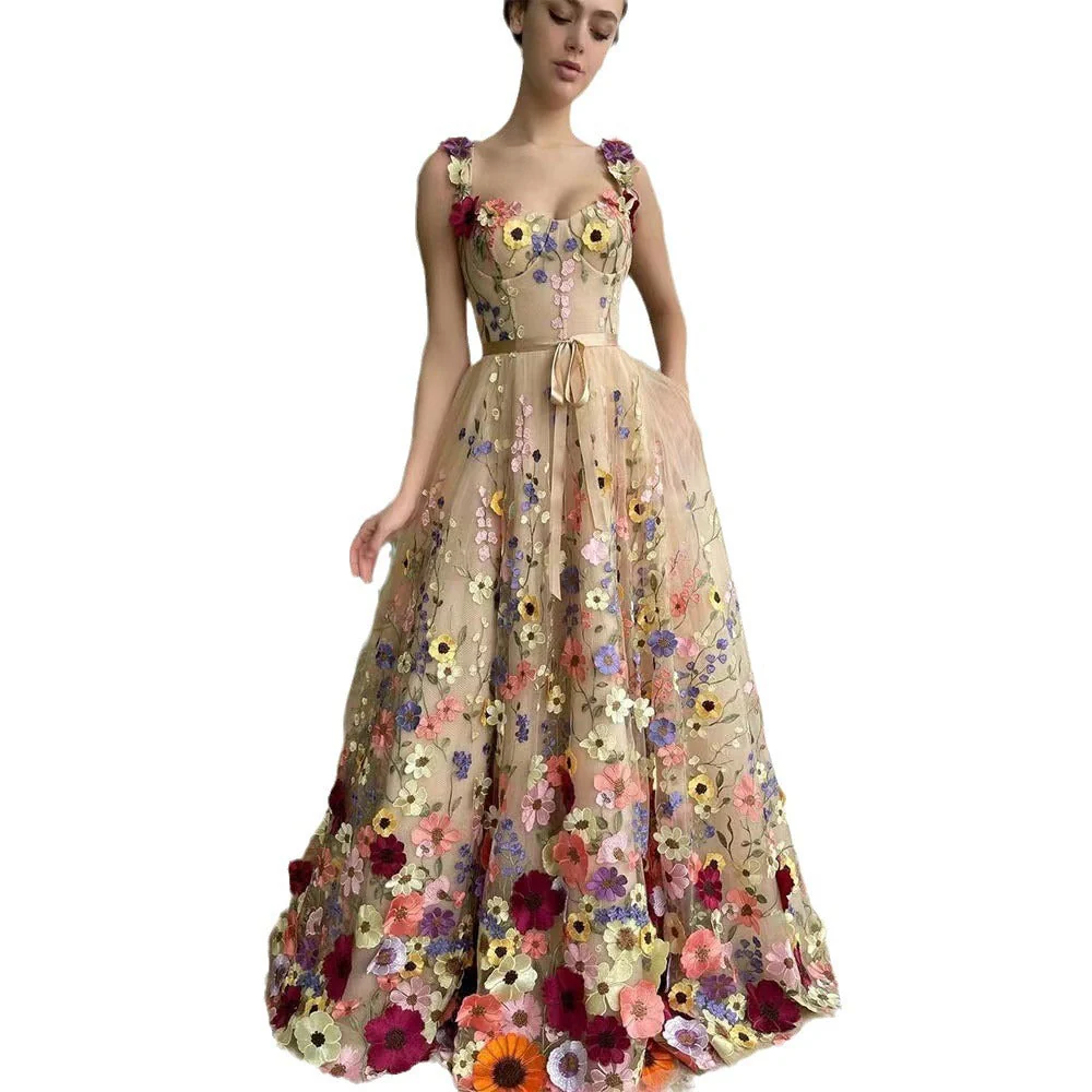 Damen Tüllkleid mit Floralen Stickereien und Elegantem Taillengürtel Heidi-Mode - Image 5