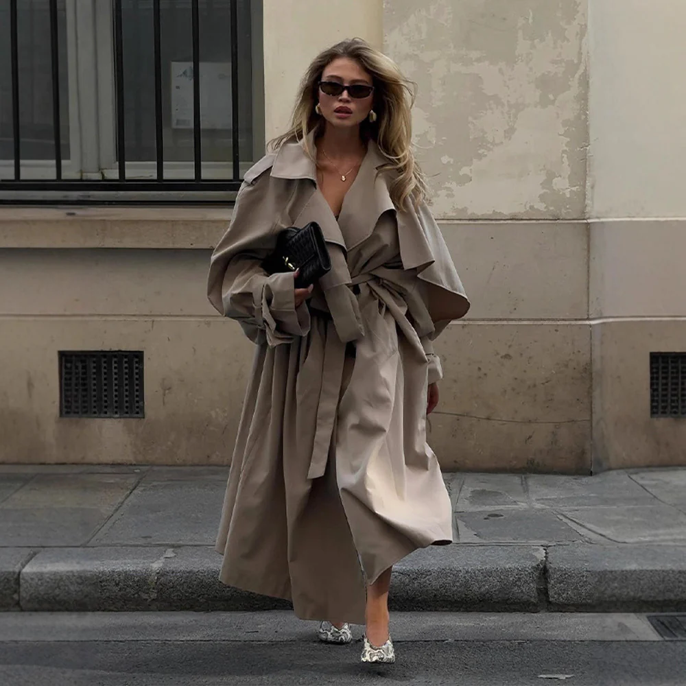 Damen Übergröße Trenchcoat mit voluminösen Ärmeln und taillierter Schnürung Heidi-Mode