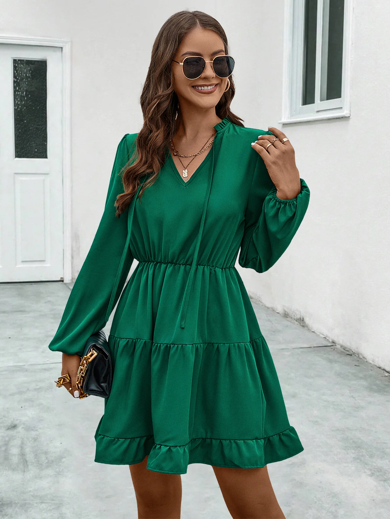 Damen V-Ausschnitt Kleid mit Rüschendetails und elastischem Taillenzug Heidi-Mode - Image 7