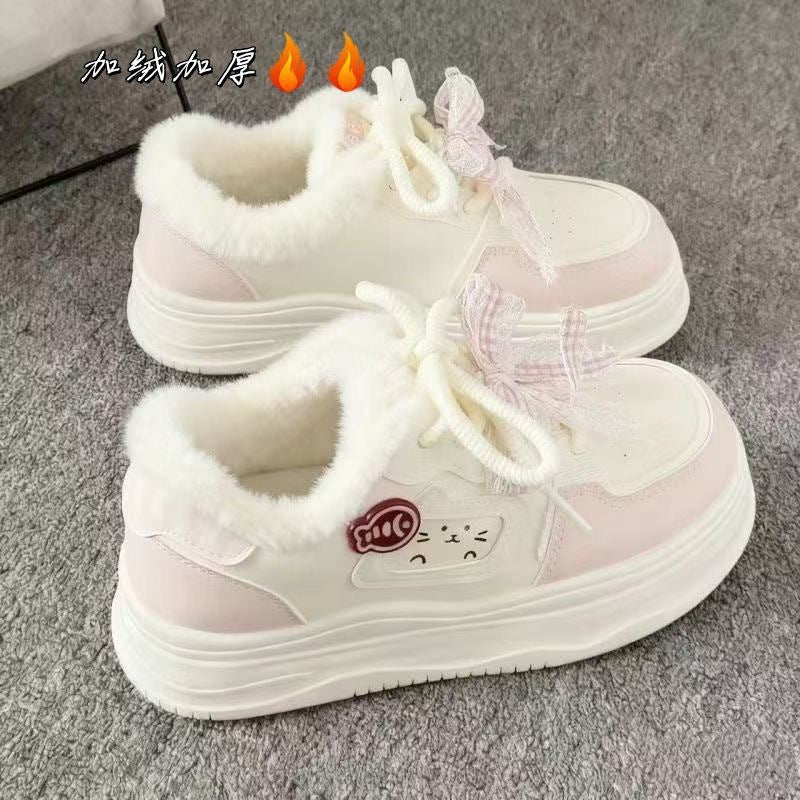 Damen Verspielte Sneakers mit einzigartiger Katzenapplikation Heidi Mode - Image 4