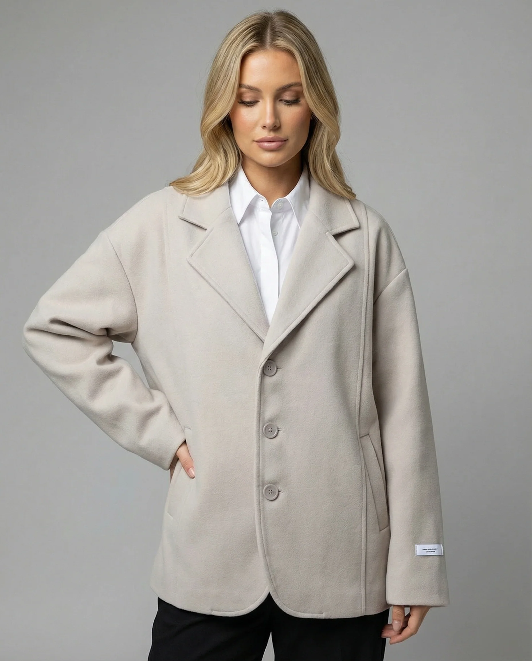 Damen weiße strickjacke weit geschnittener Strickcardigan mit Knopfleiste und Eingriffstaschen Heidi-Mode - Image 3