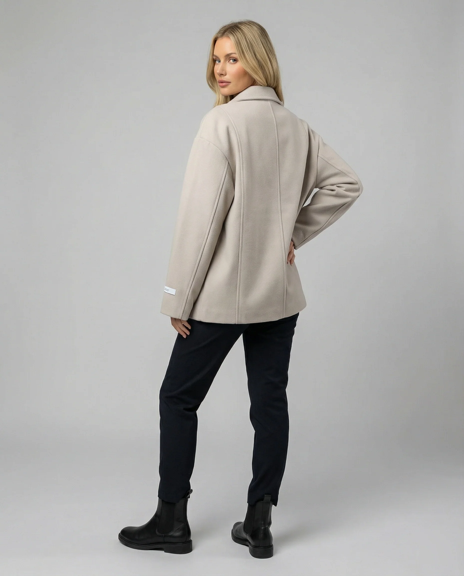 Damen weiße strickjacke weit geschnittener Strickcardigan mit Knopfleiste und Eingriffstaschen Heidi-Mode - Image 4