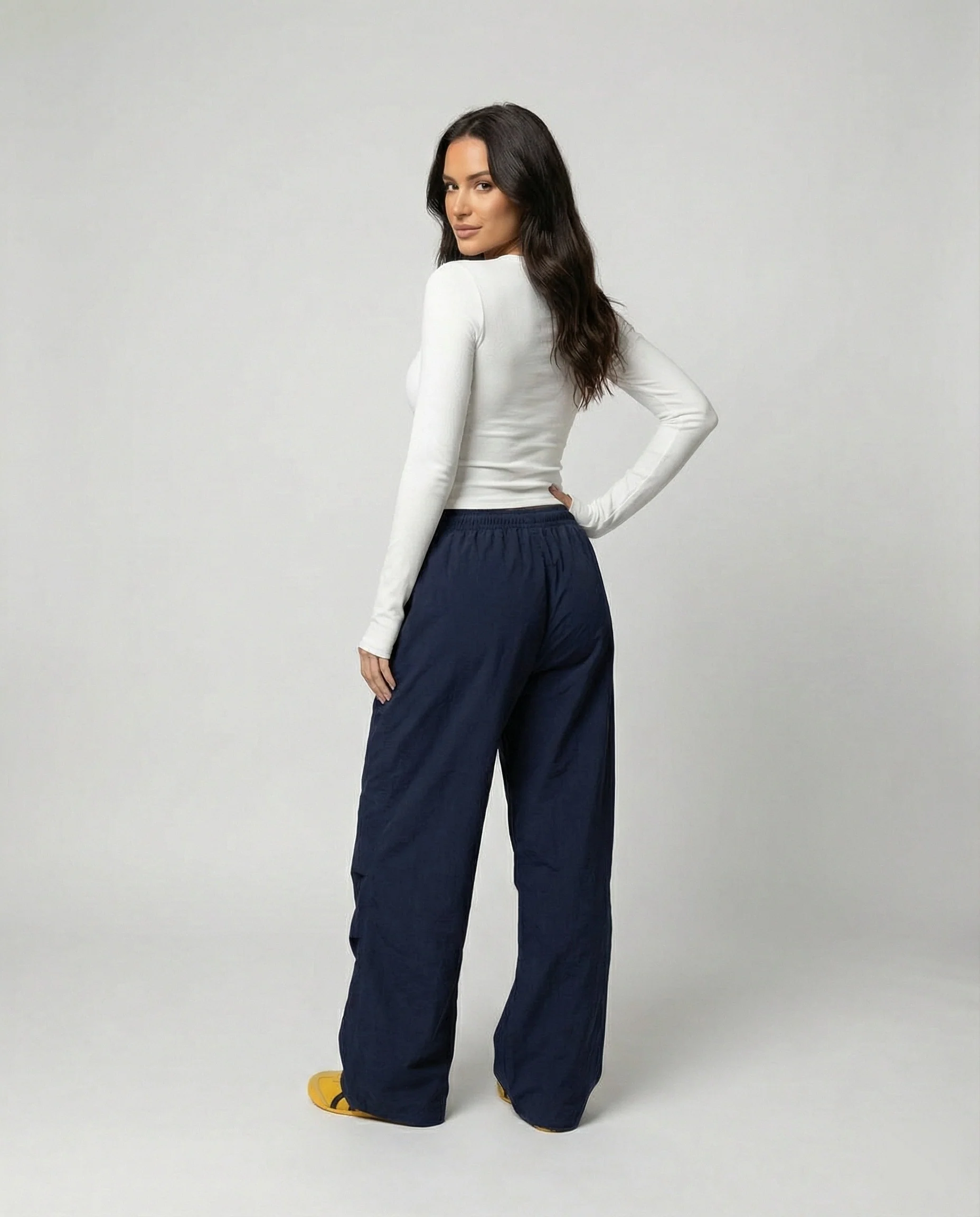 Damen weite Bundhose mit elastischem Tunnelzug langen Schlagbeinen und seitlicher Teilungsnaht Heidi-Mode - Image 4