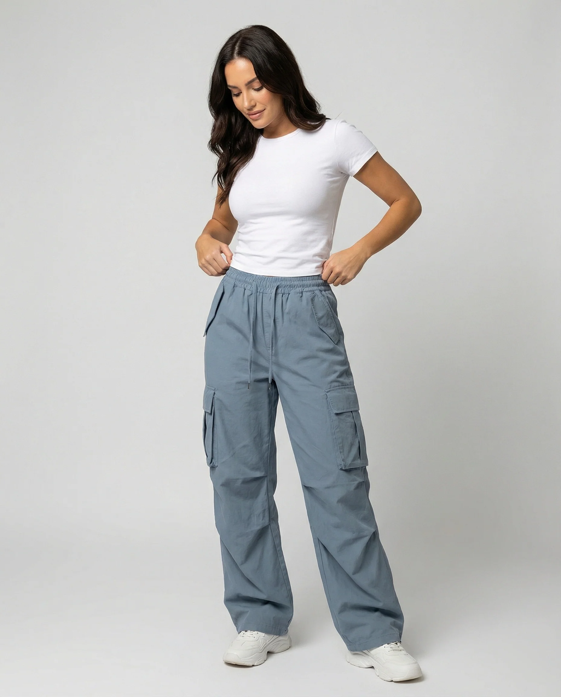 Damen weite Cargo-Hose im Retro-Utility-Stil mit hochgeschnittenem Bund Tunnelzug Mehrfachklappentaschen und verstellbaren Seitenschlaufen Heidi-Mode - Image 2