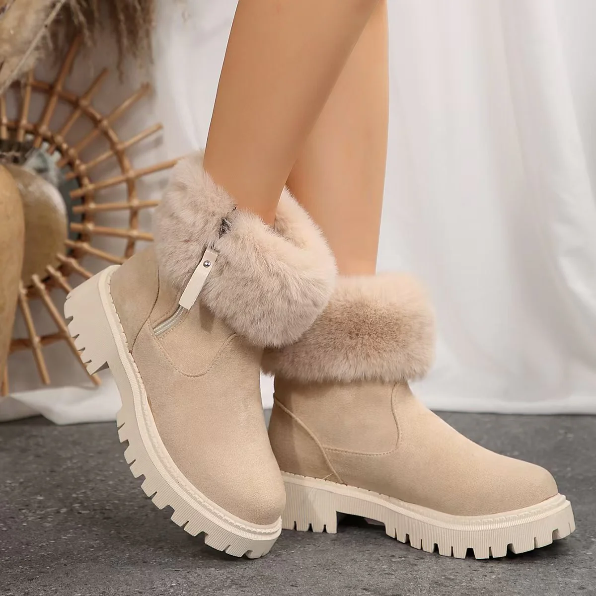Damen Winterstiefel mit kuscheligem Kunstfellkragen und rutschfester Profilsohle Heidi Mode - Image 3