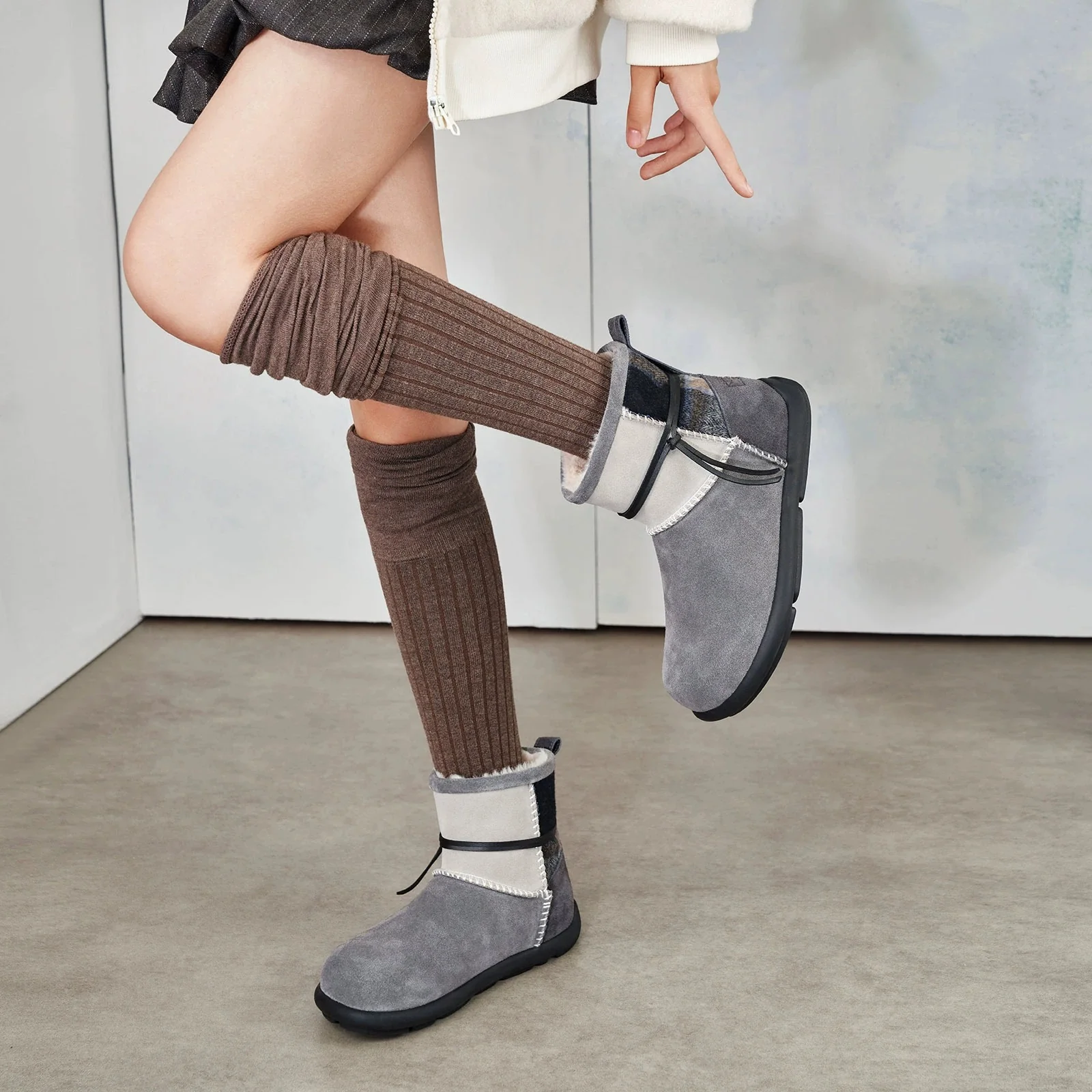 Damen Winterstiefel mit weichem Innenfutter und modischem Karo-Design Heidi Mode - Image 3